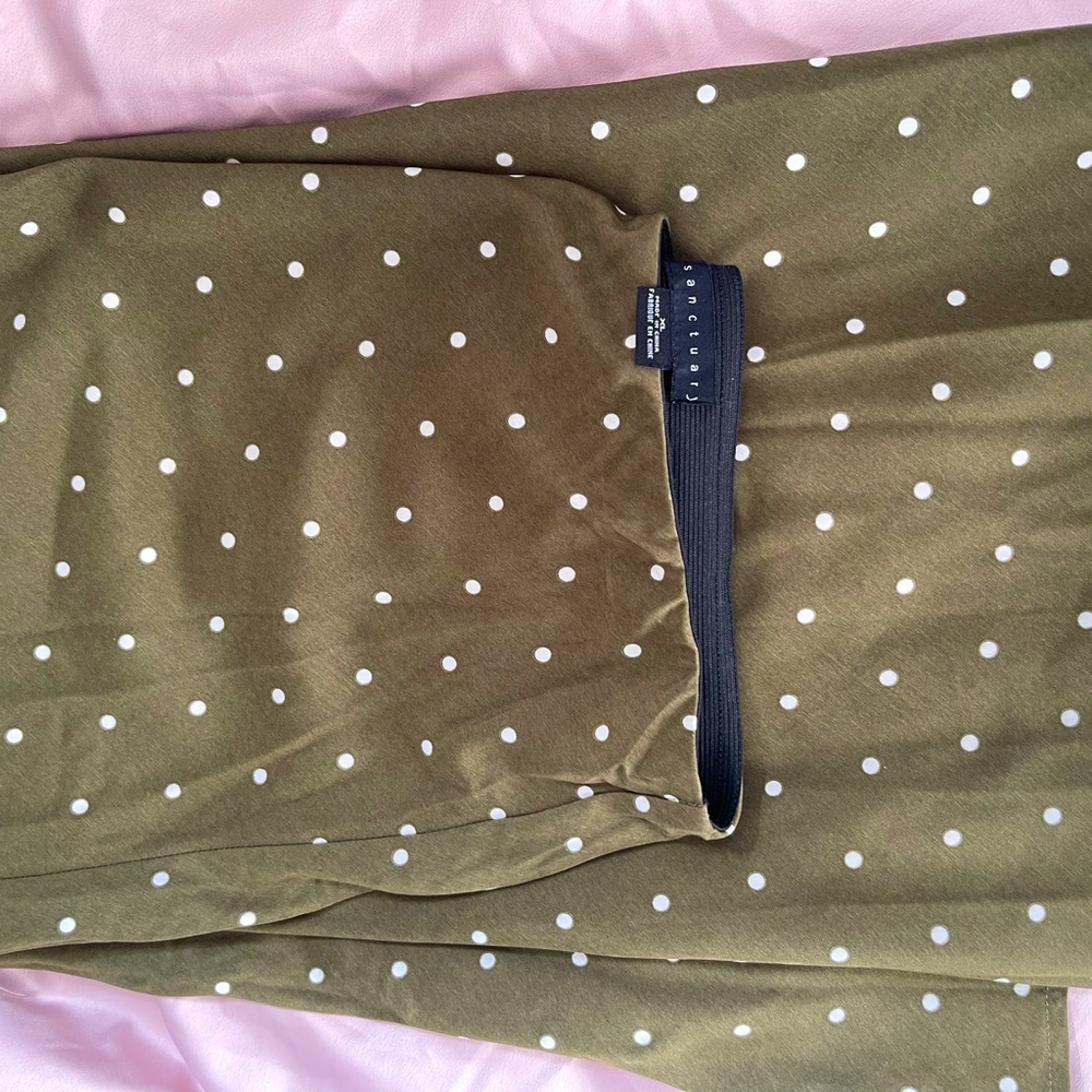 Sanctuary midi length light weight skirt
